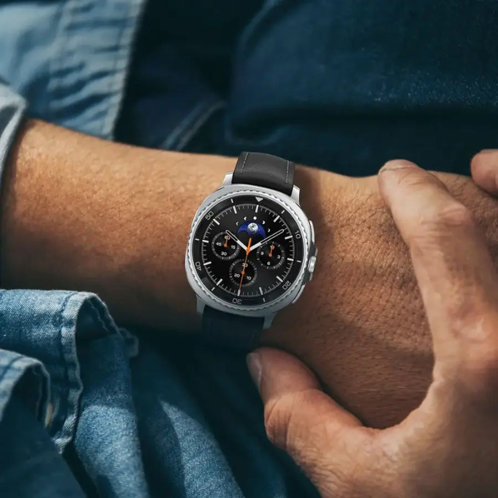 Samsung Galaxy Watch8 Classic 46mm Stainless Steel Case Smartwatch with Hybrid Band
