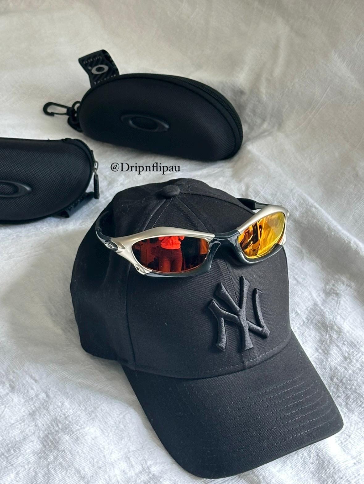 Vintage Oakley Splice Sunglasses: Silver Frame, Fire Iridium Lenses with Case